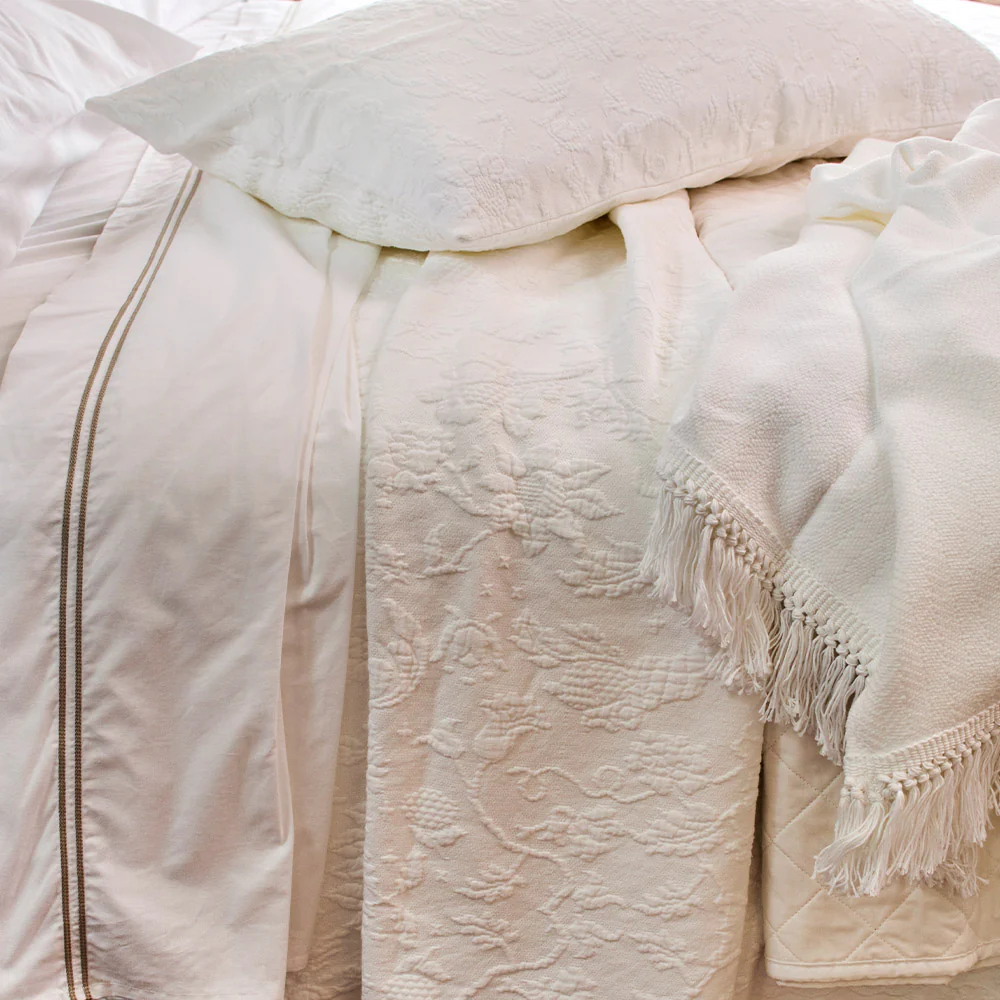 Classic Matelassé Bedspread and Shams Bundle - Last Chance + Final Sale! - Image 9